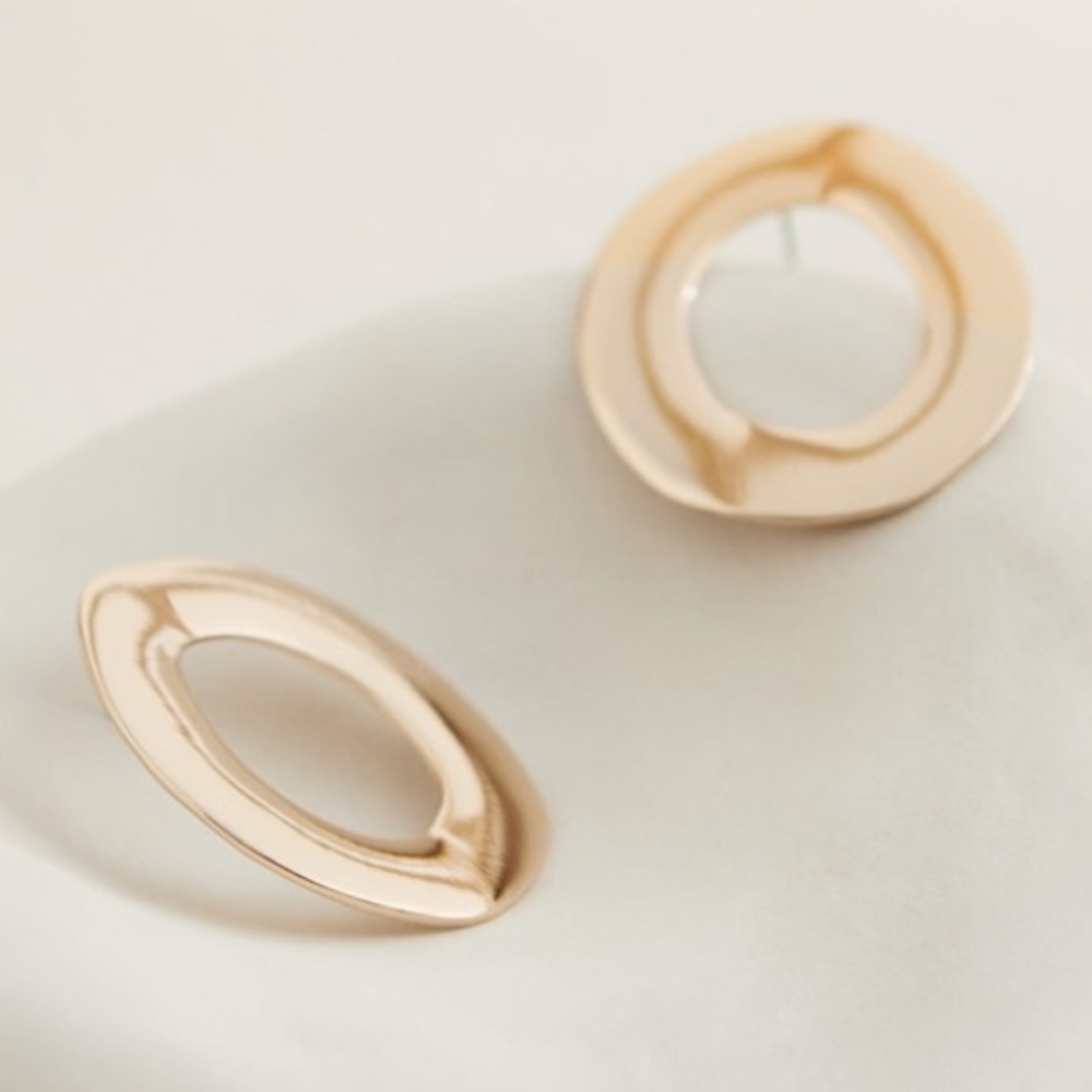 Mango Gold O Earrings
